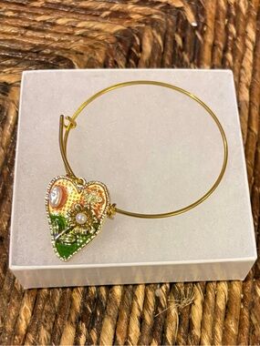 Gold Heart Charm Bangle Bracelet - NEW